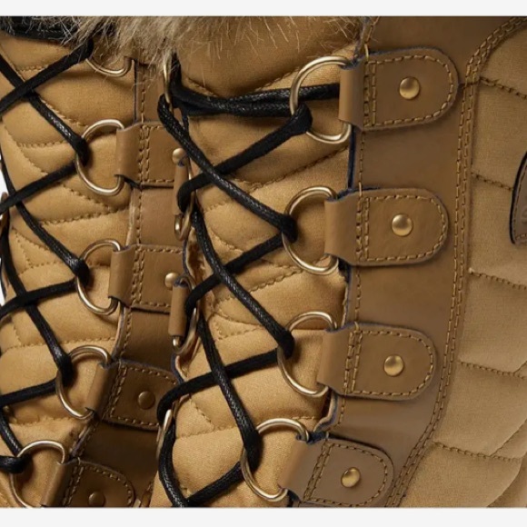 NWT Sorel Women's Torfino II Fur Top Boots - Picture 8 of 16